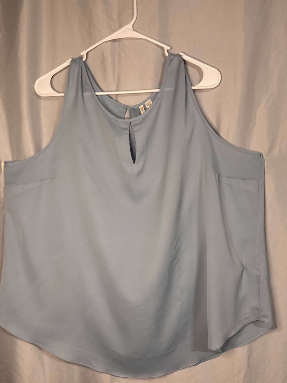 Cato Cold-Shoulder Keyhole Tank